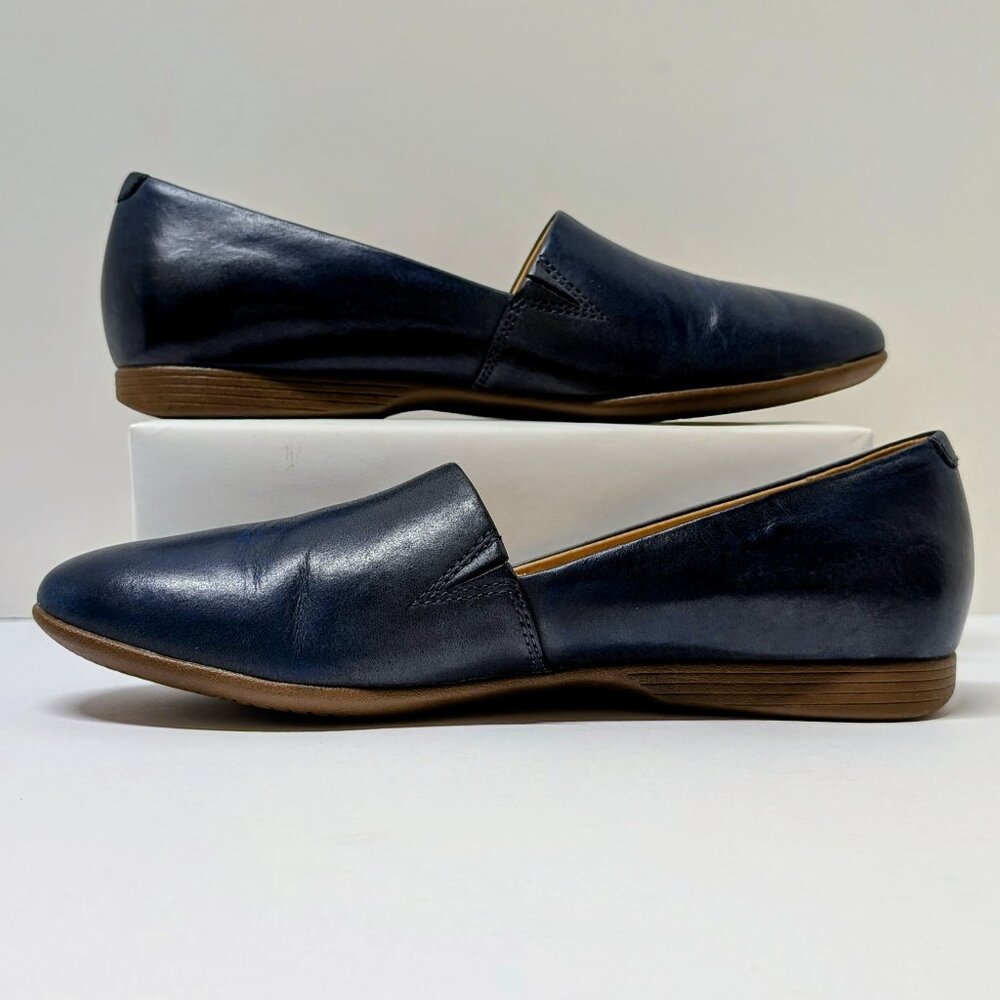 Dansko Larisa Navy Milled Nappa Flat - Picture 7 of 16